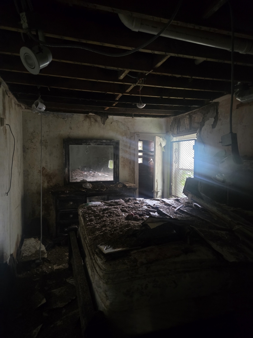 10400 S Forest Avenue, Chicago, IL 60628