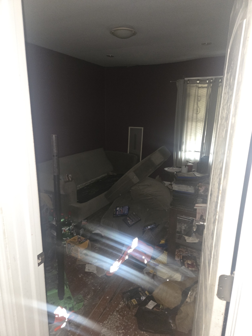 10400 S Forest Avenue, Chicago, IL 60628