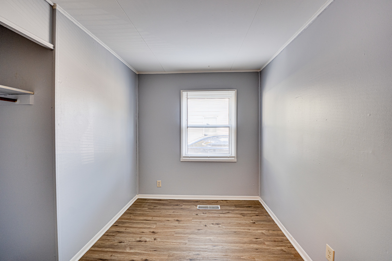 1823 Overdene Avenue, Rockford, IL 61103