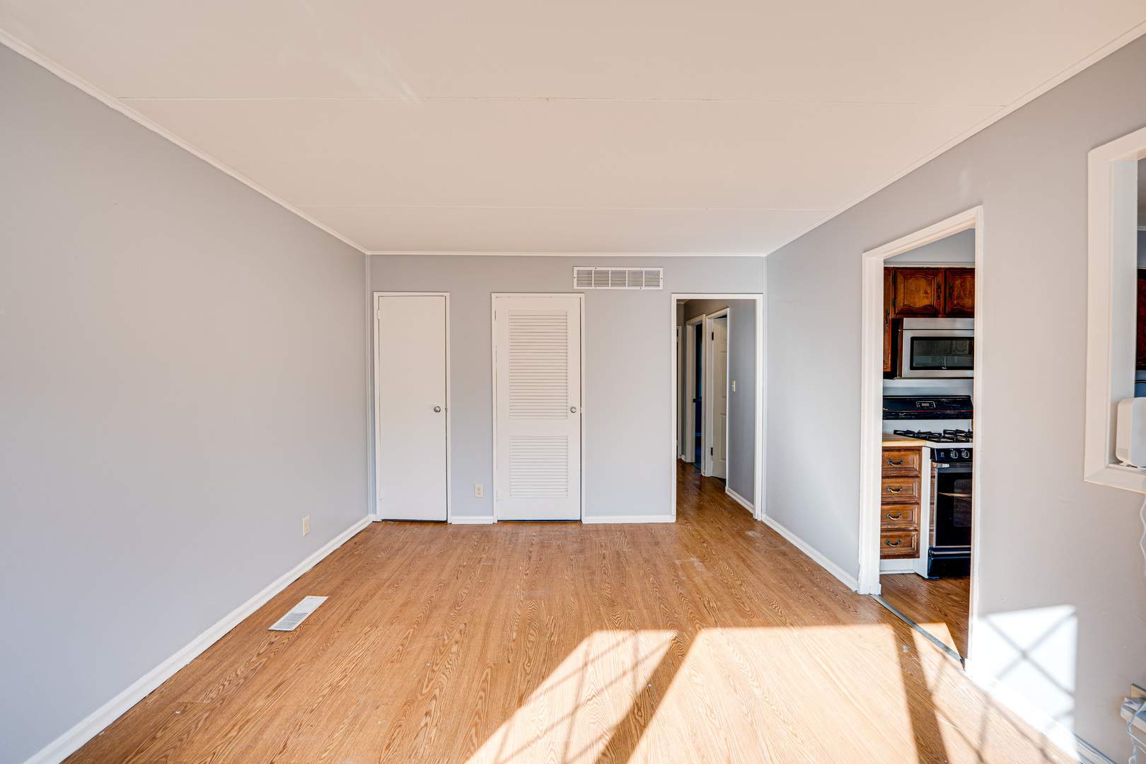 1823 Overdene Avenue, Rockford, IL 61103