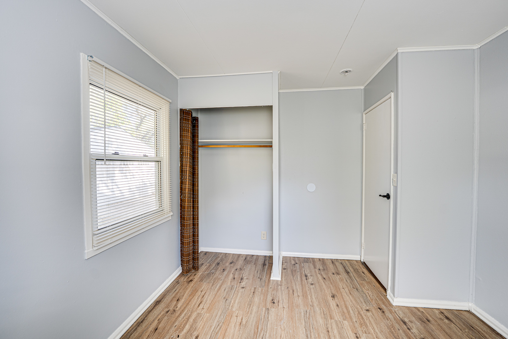 1823 Overdene Avenue, Rockford, IL 61103