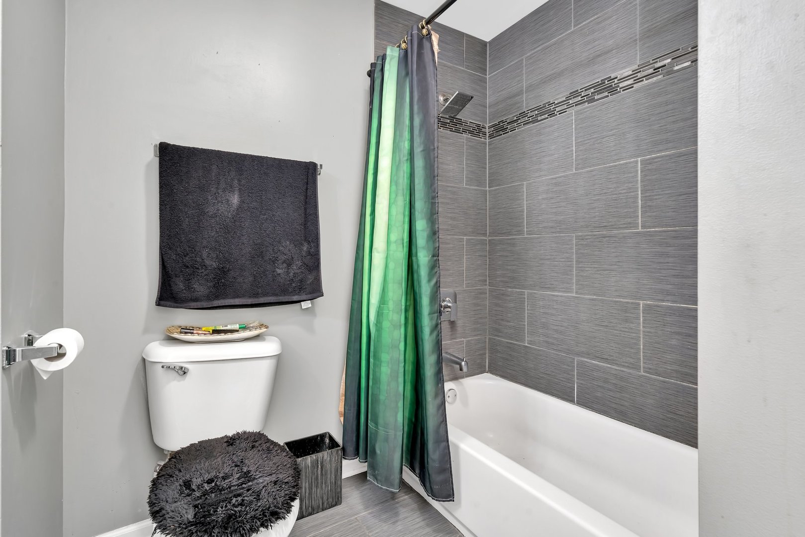 15415 Dorchester Avenue, Dolton, IL 60419