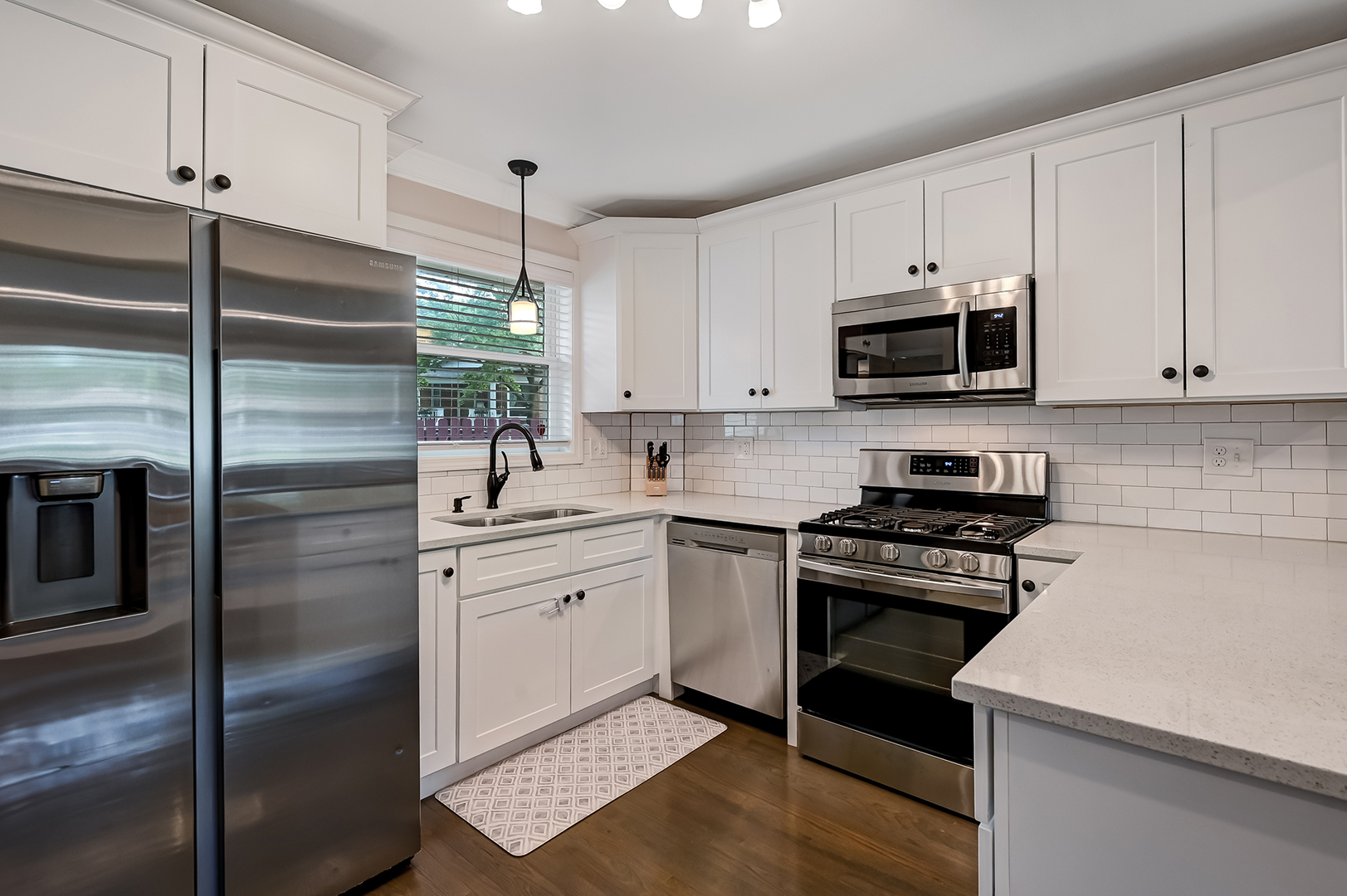 3251 Grand Boulevard, Brookfield, IL 60513
