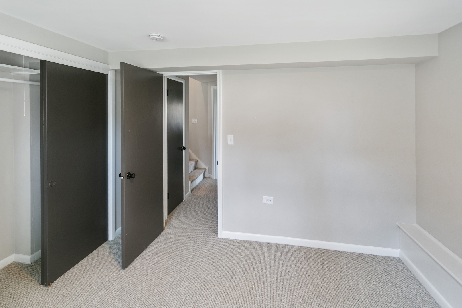 428 E 156th Place, South Holland, IL 60473