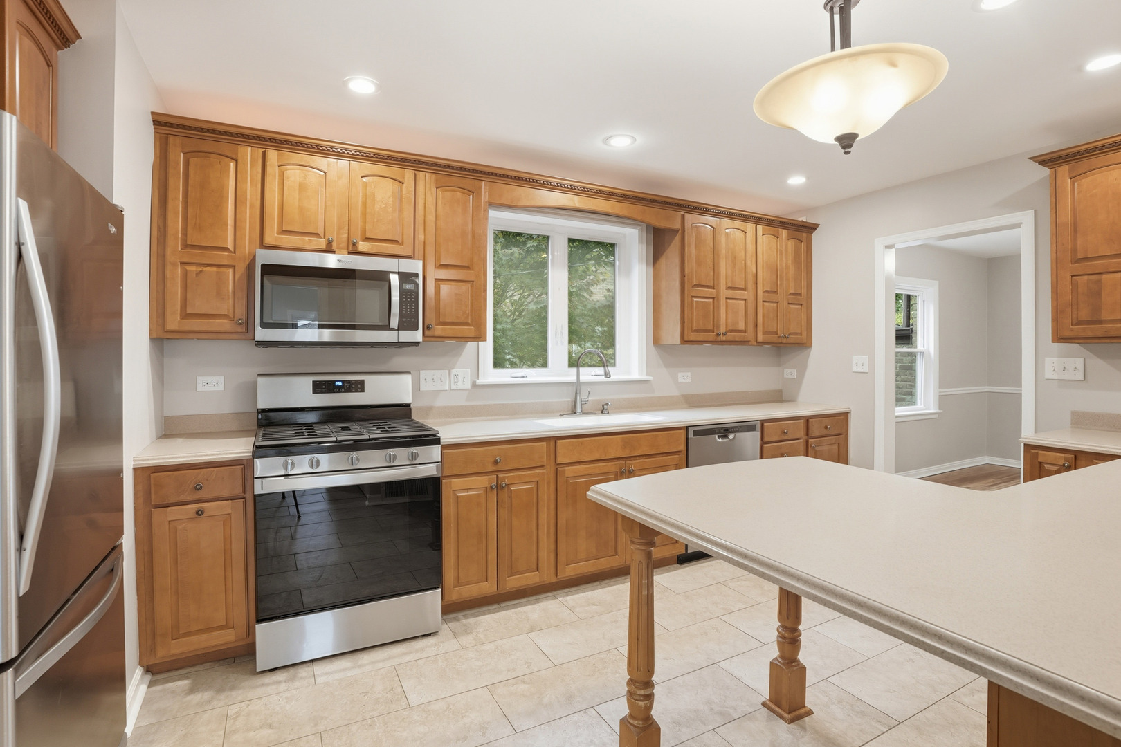 18521 Homewood Avenue, Homewood, IL 60430