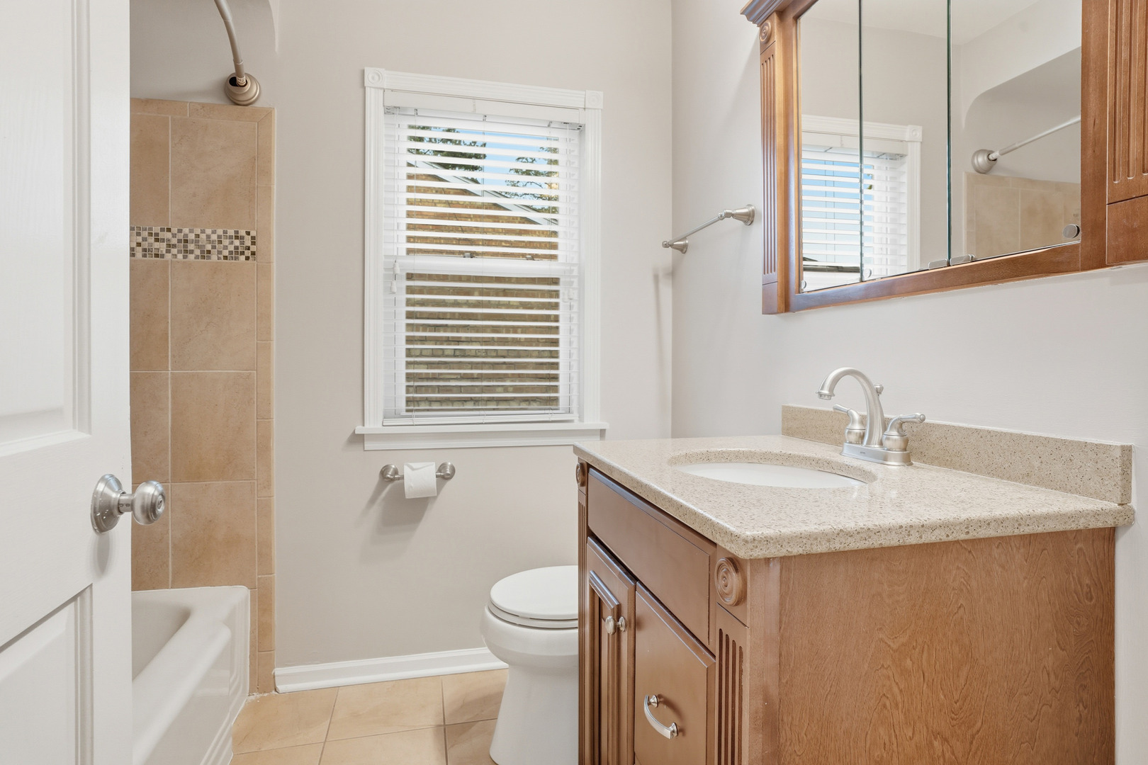 18521 Homewood Avenue, Homewood, IL 60430