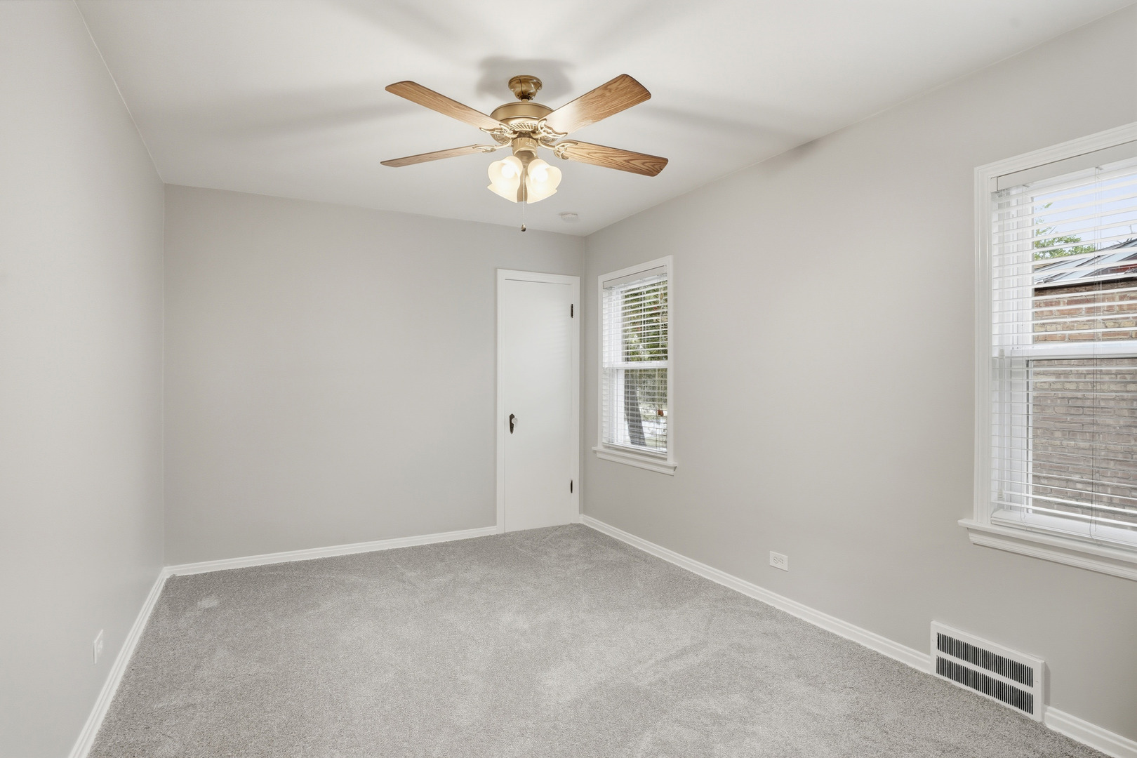 18521 Homewood Avenue, Homewood, IL 60430