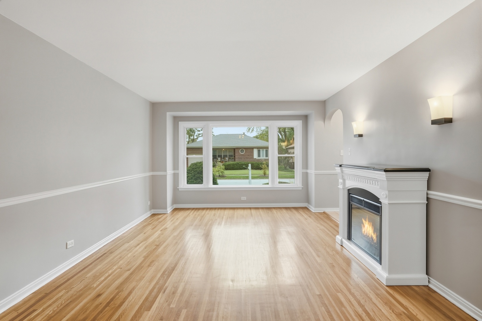 18521 Homewood Avenue, Homewood, IL 60430