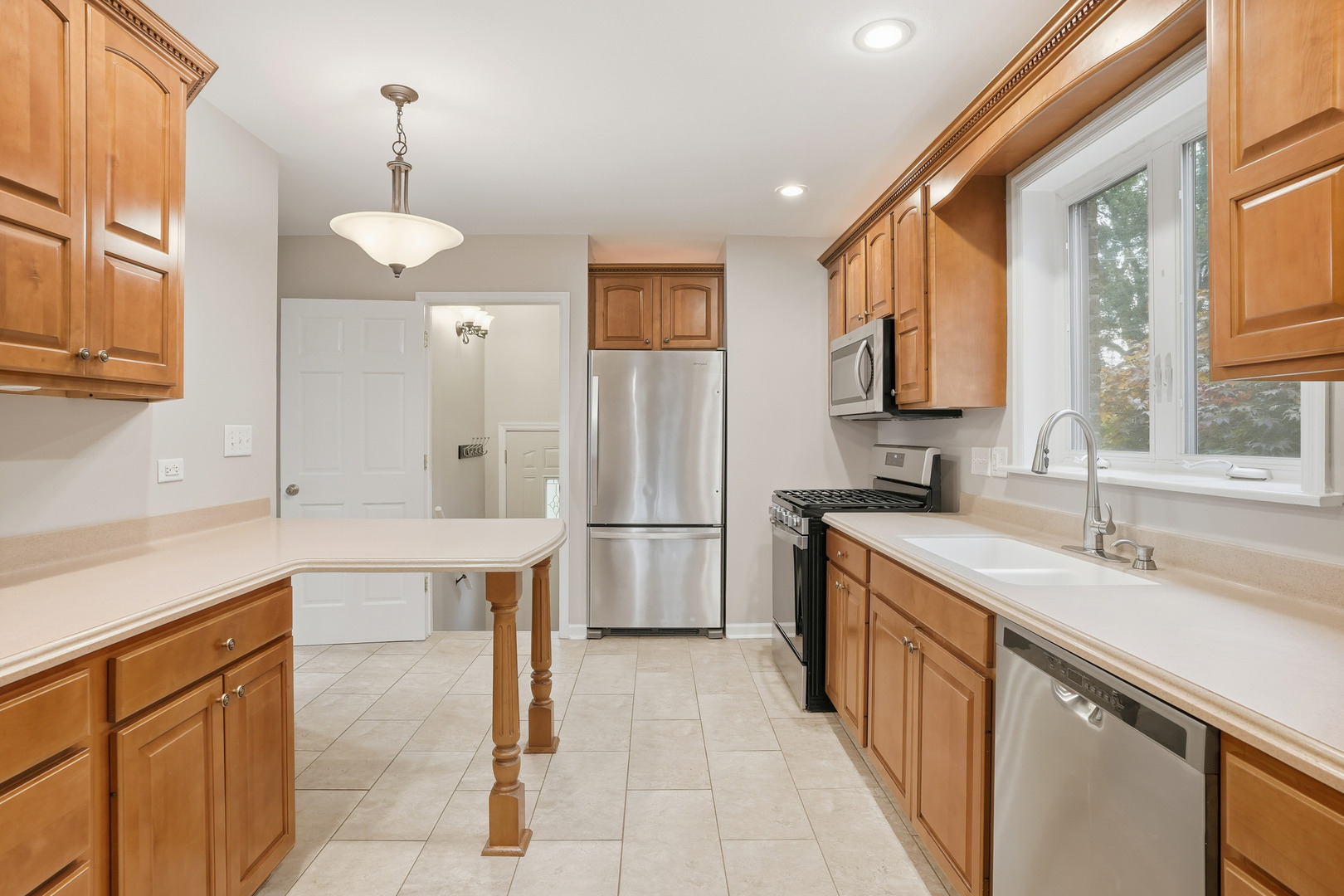 18521 Homewood Avenue, Homewood, IL 60430