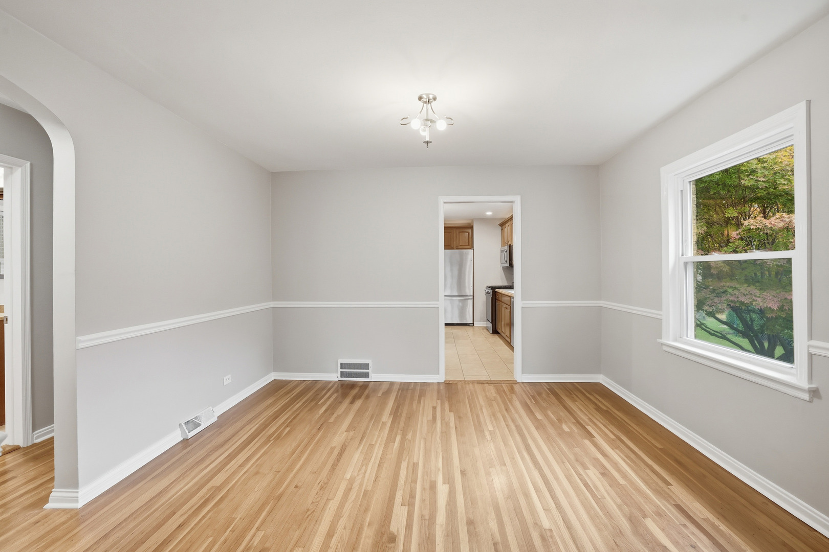 18521 Homewood Avenue, Homewood, IL 60430