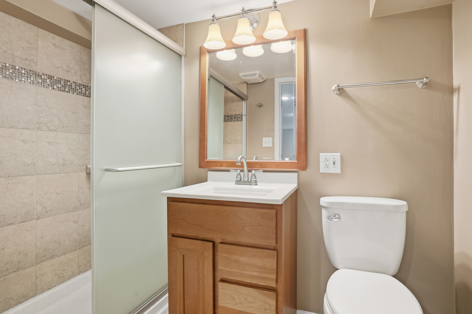 18521 Homewood Avenue, Homewood, IL 60430