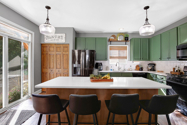 14443 Etchingham Drive, Lockport, IL 60441