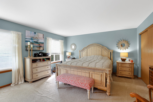 14443 Etchingham Drive, Lockport, IL 60441