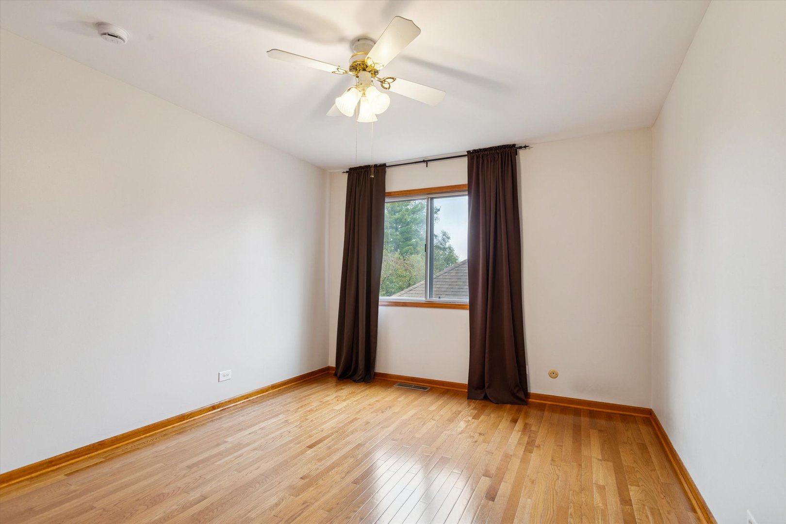 1410 Fairfax Lane, Buffalo Grove, IL 60089