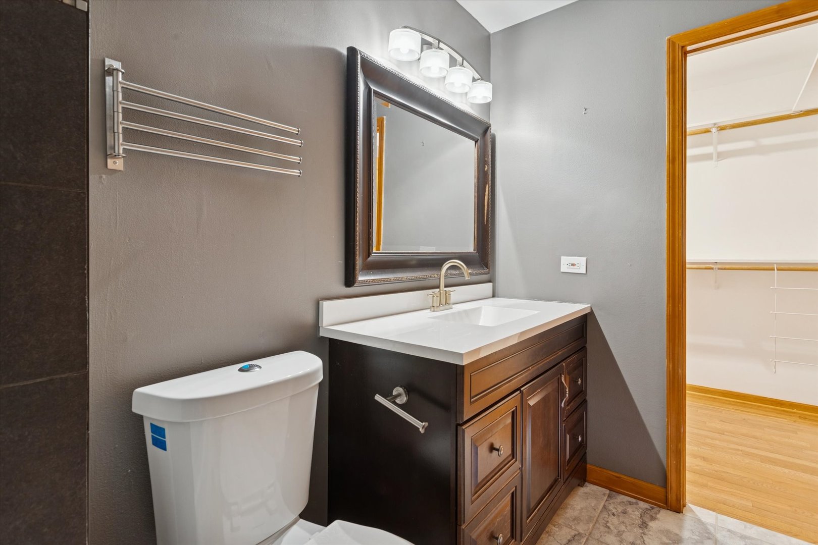 1410 Fairfax Lane, Buffalo Grove, IL 60089