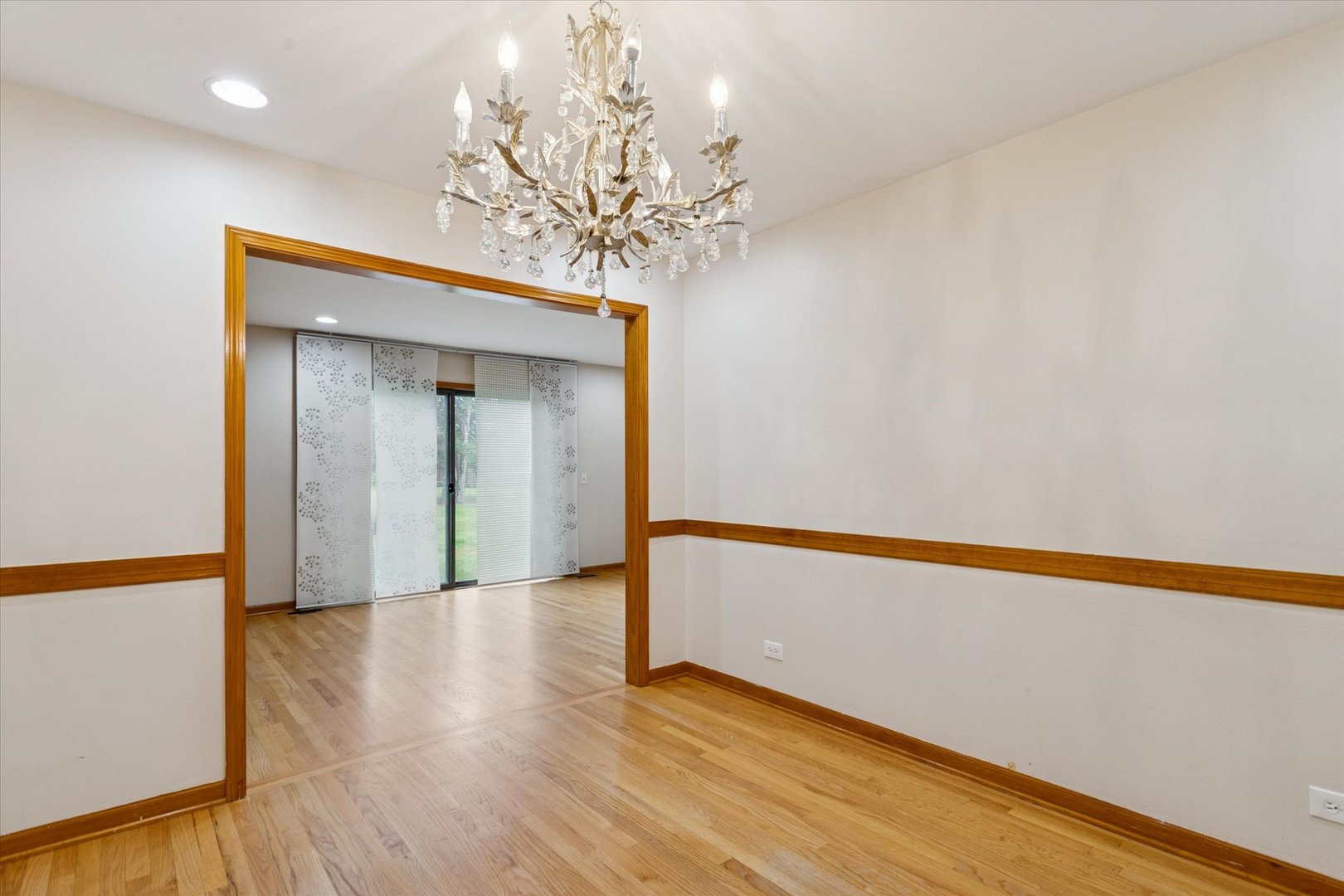 1410 Fairfax Lane, Buffalo Grove, IL 60089