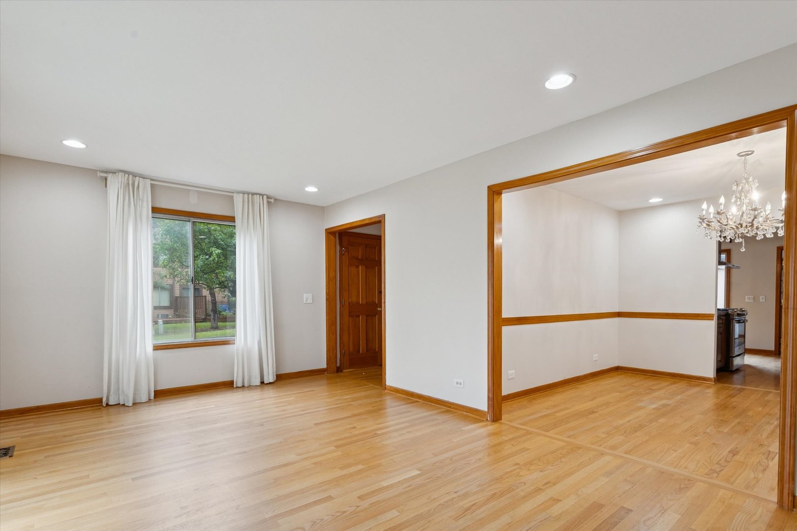 1410 Fairfax Lane, Buffalo Grove, IL 60089