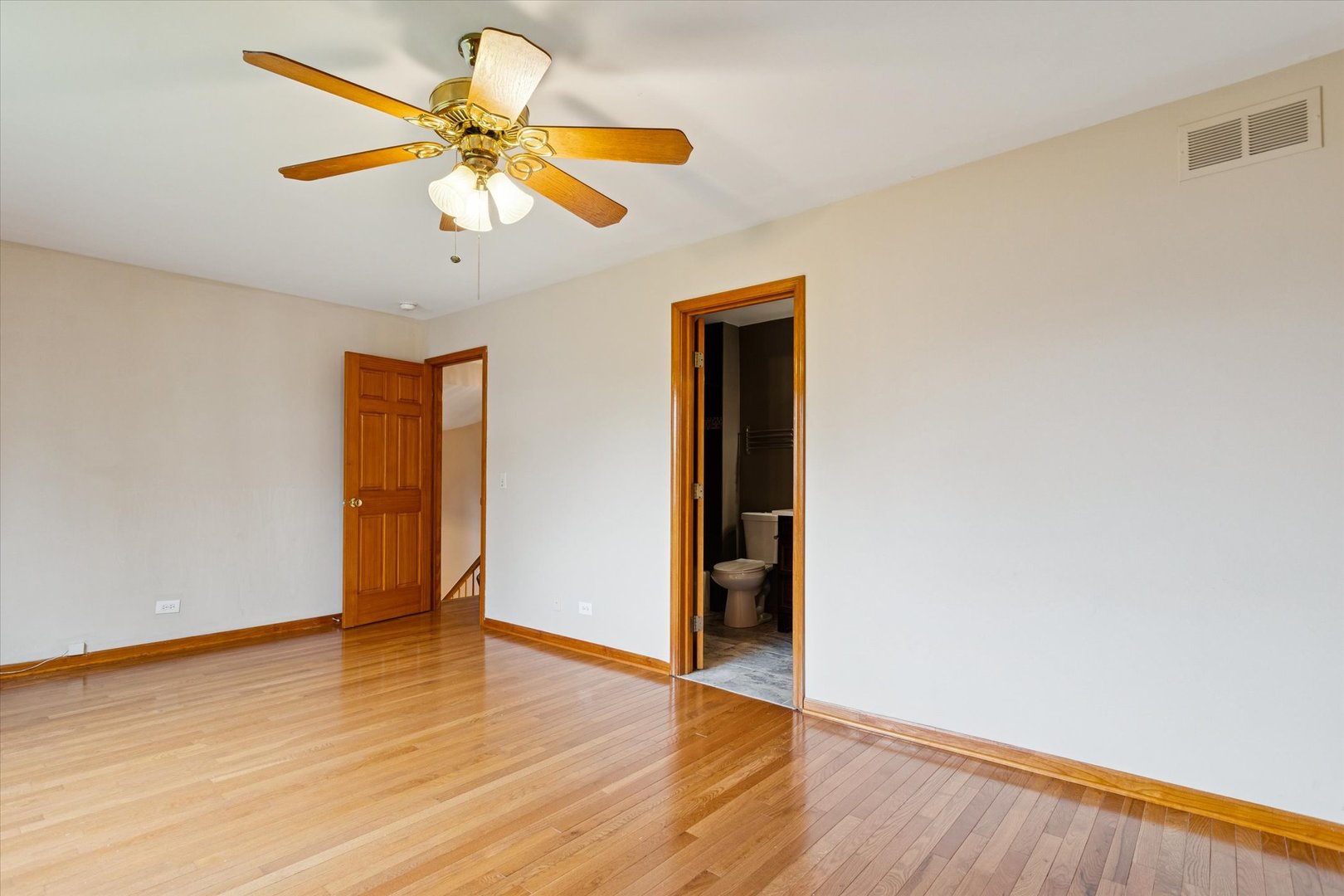 1410 Fairfax Lane, Buffalo Grove, IL 60089