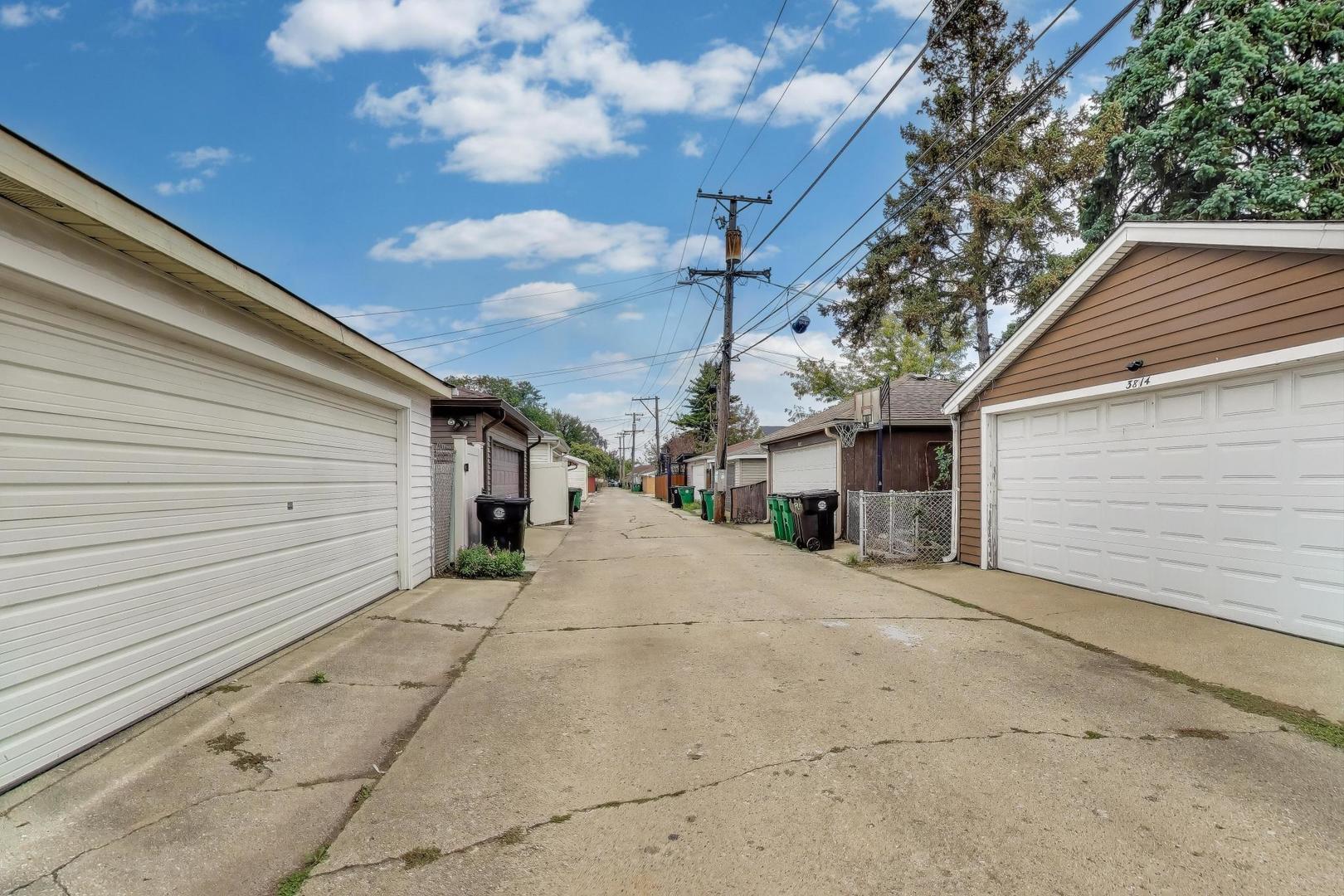 3816 Wisconsin Avenue, Berwyn, IL 60402