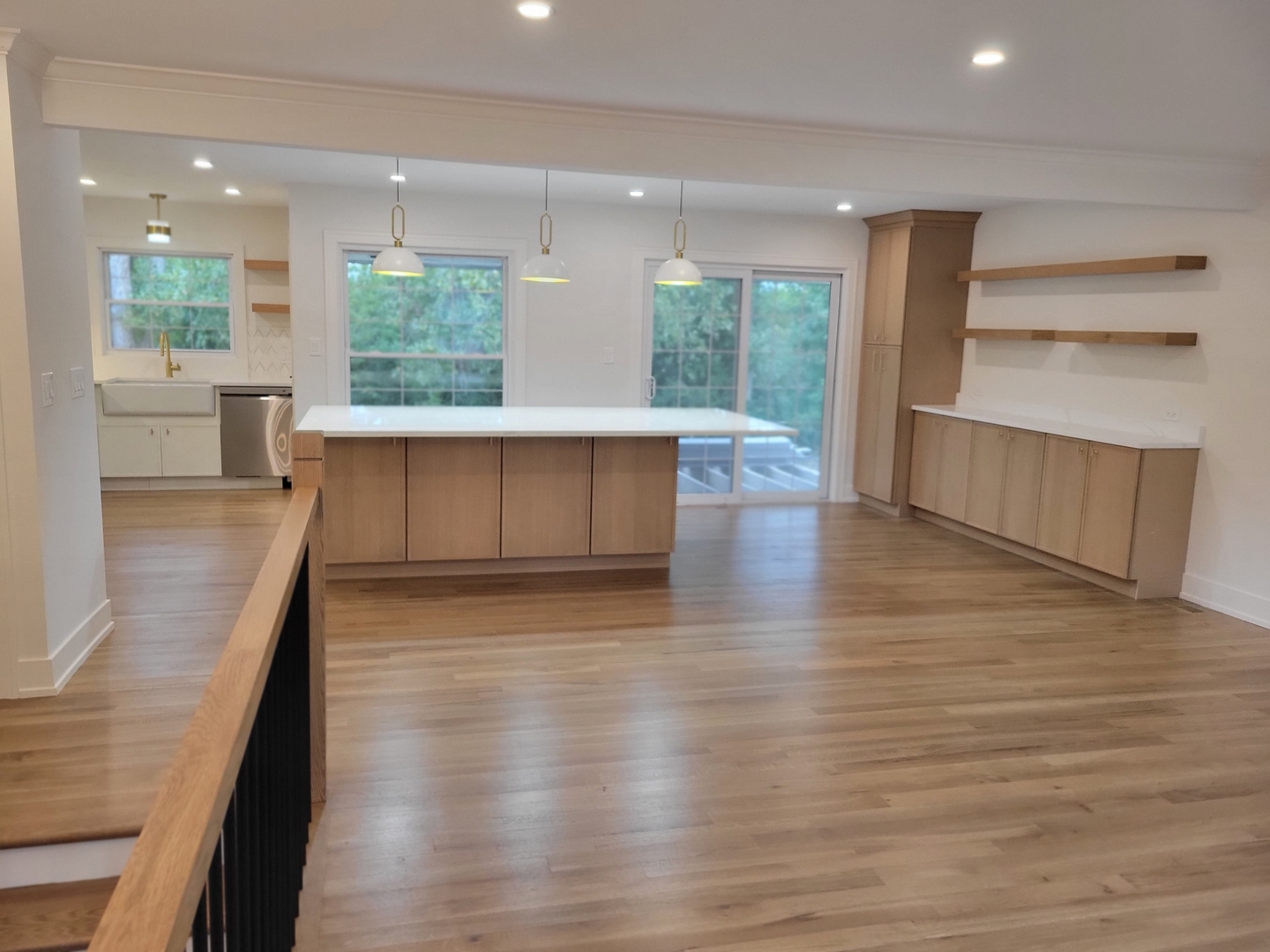 2S245 Mayfield Lane, Glen Ellyn, IL 60137