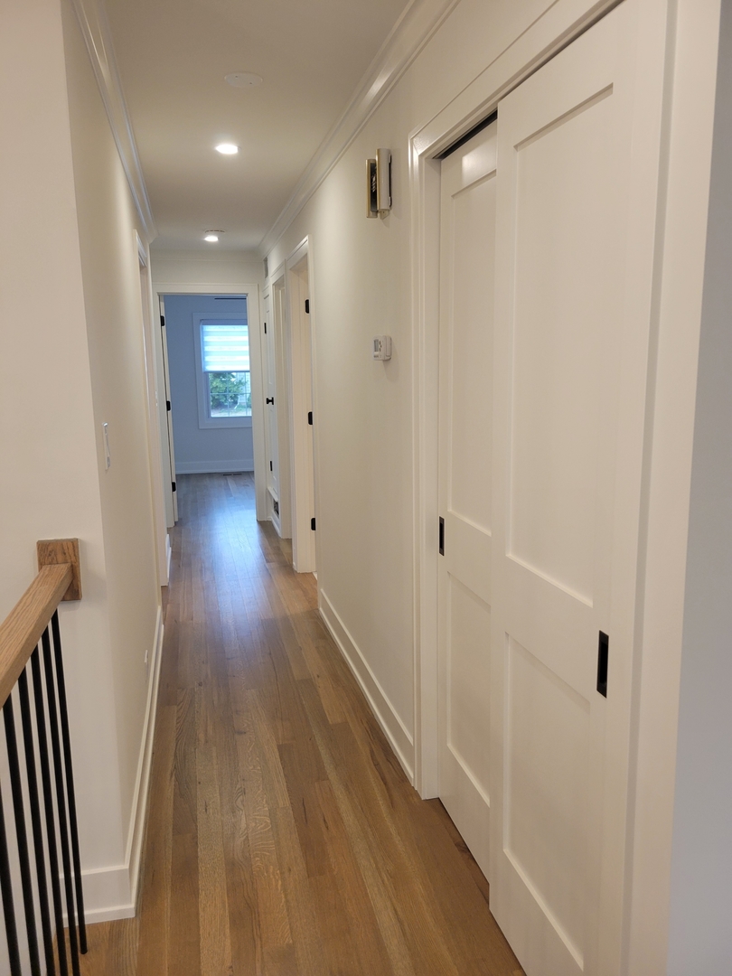 2S245 Mayfield Lane, Glen Ellyn, IL 60137