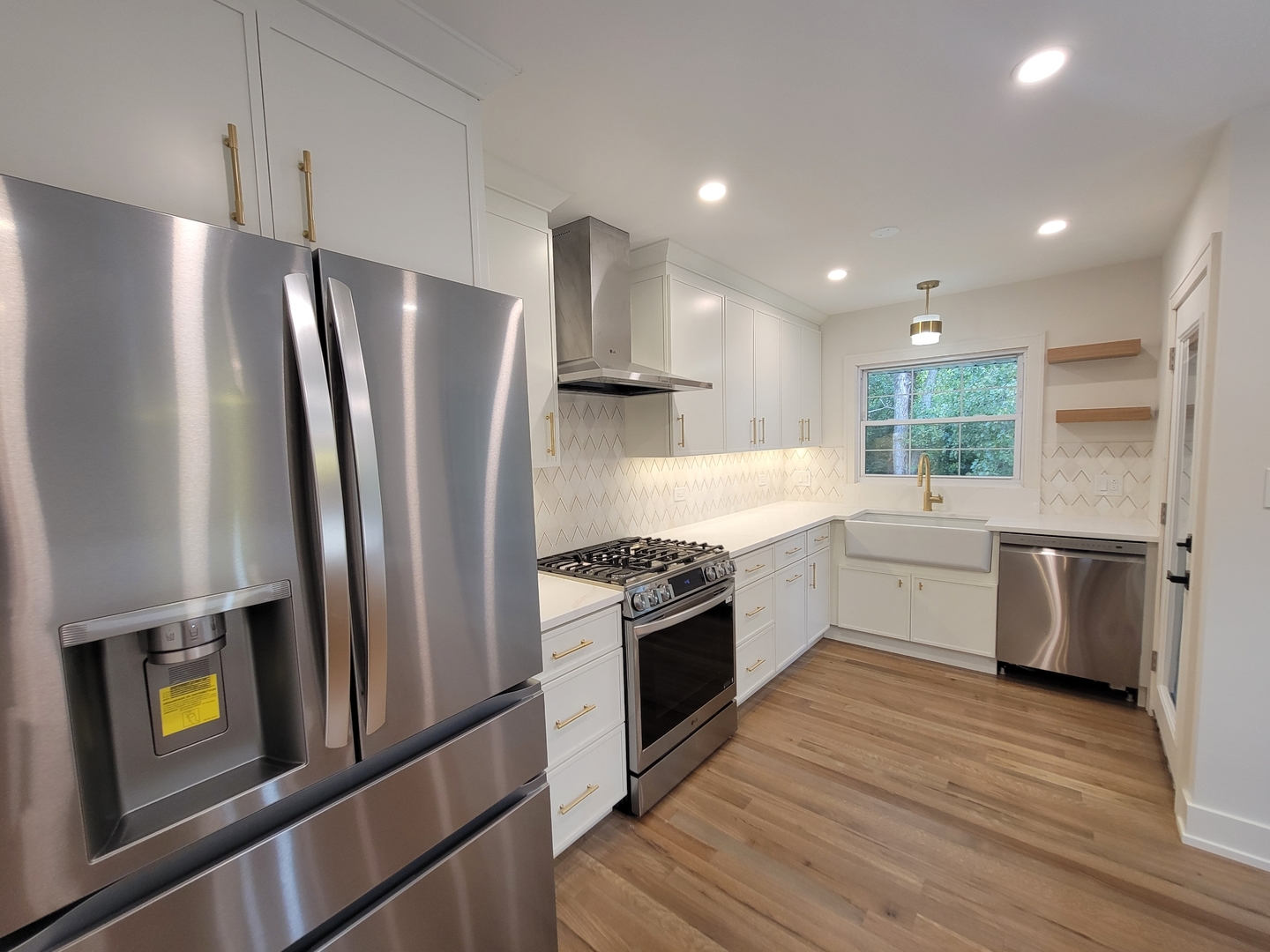 2S245 Mayfield Lane, Glen Ellyn, IL 60137