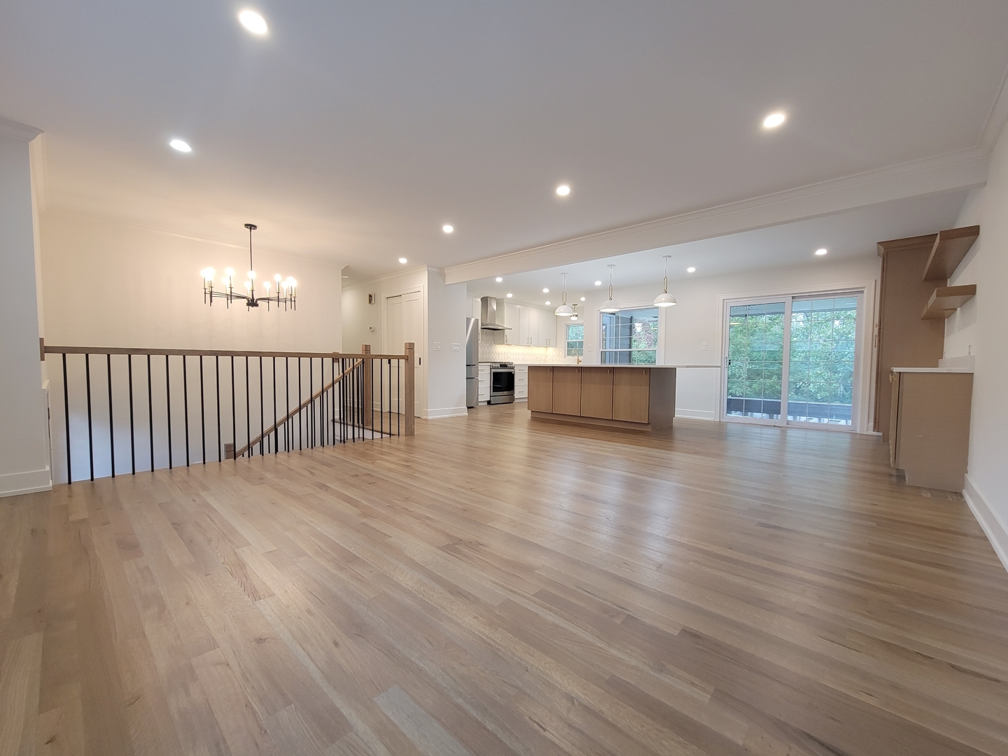 2S245 Mayfield Lane, Glen Ellyn, IL 60137