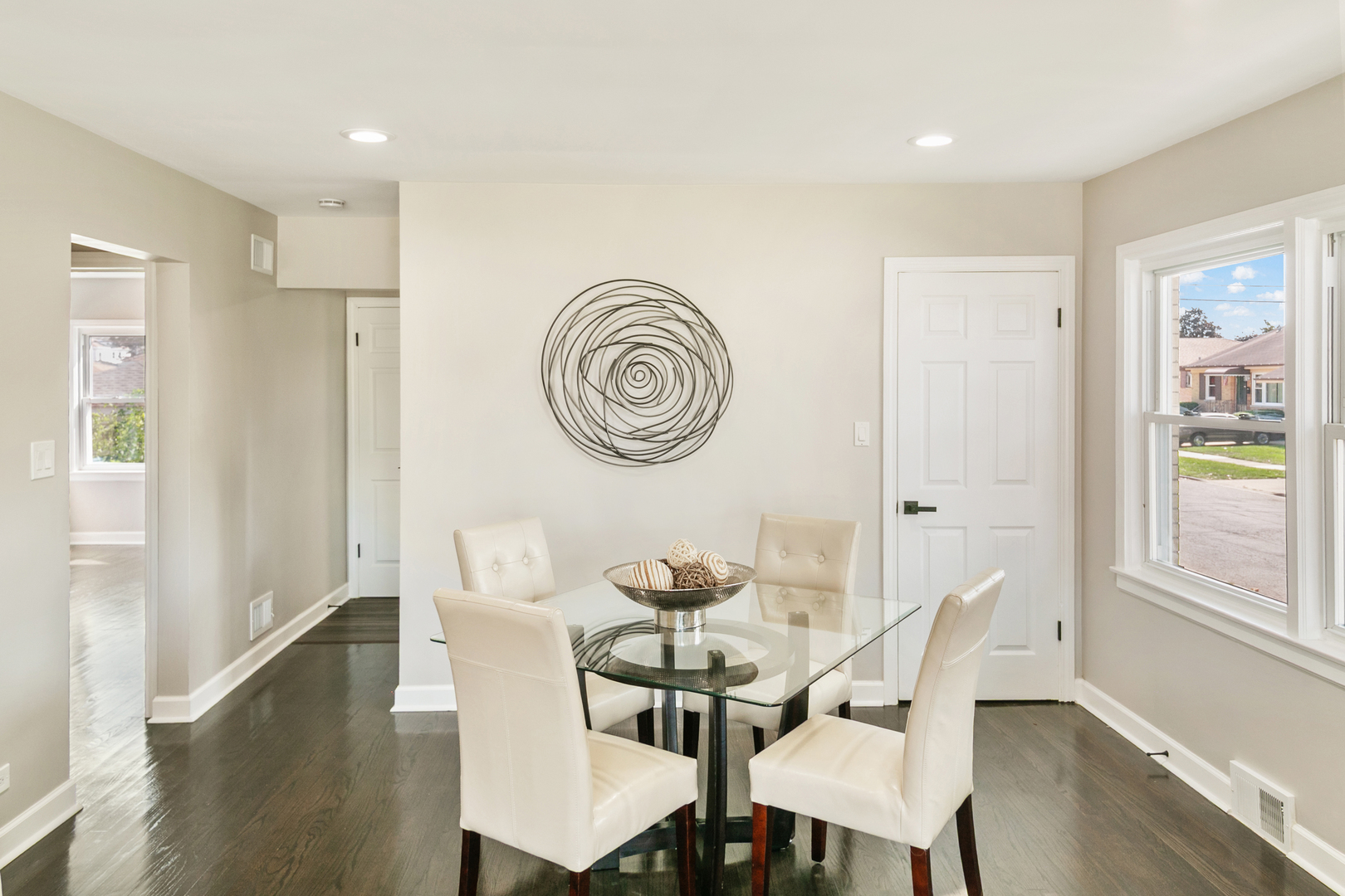 2263 S 14th Avenue, North Riverside, IL 60546