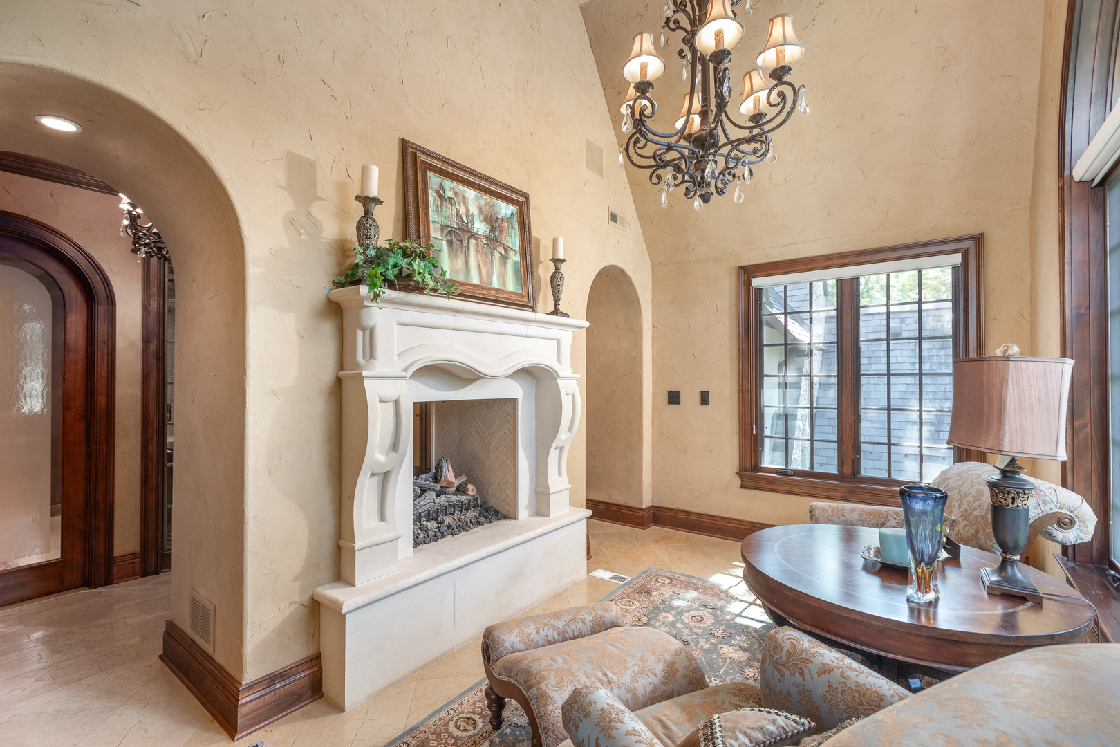 21 Forest Avenue, Naperville, IL 60540