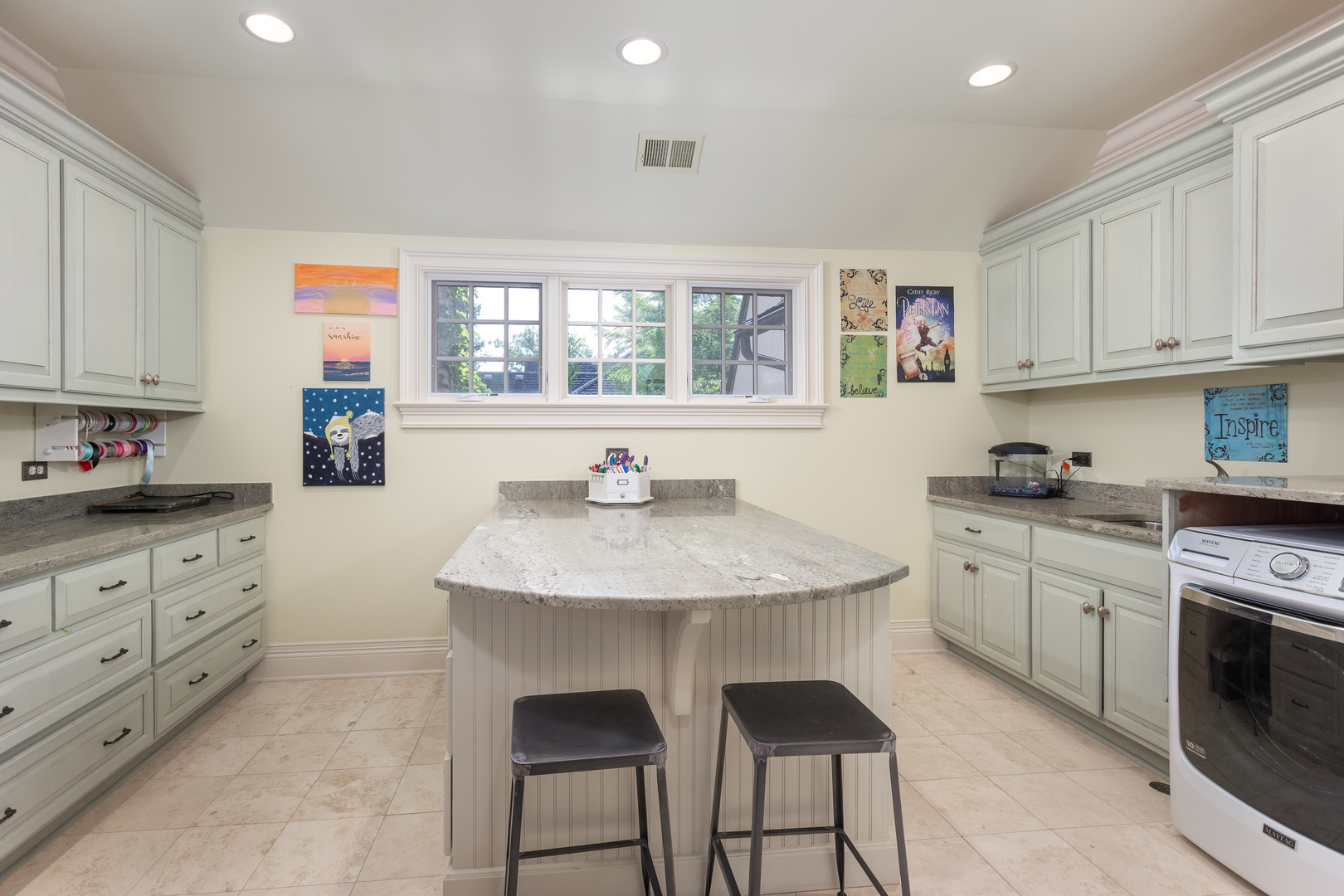 21 Forest Avenue, Naperville, IL 60540