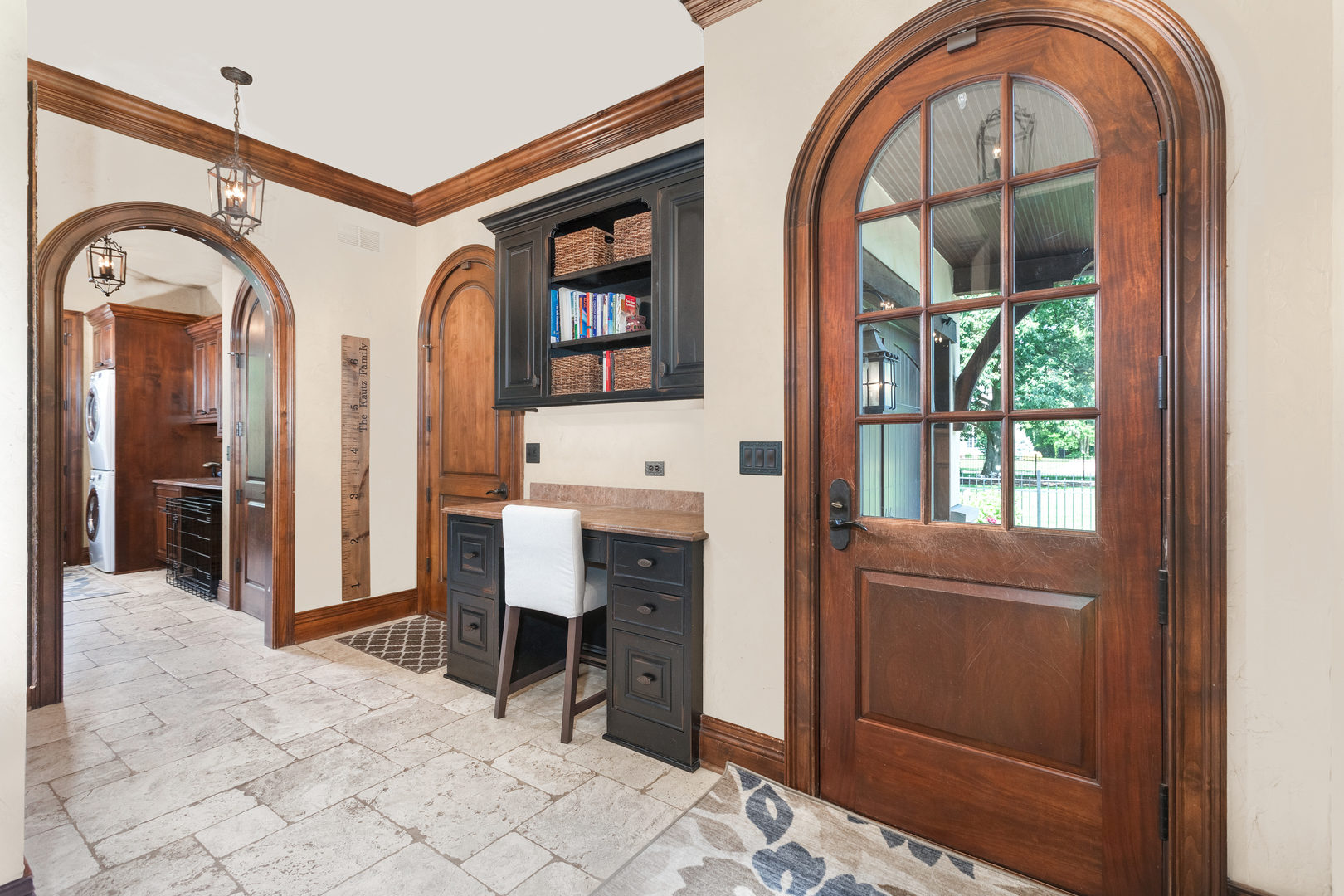 21 Forest Avenue, Naperville, IL 60540