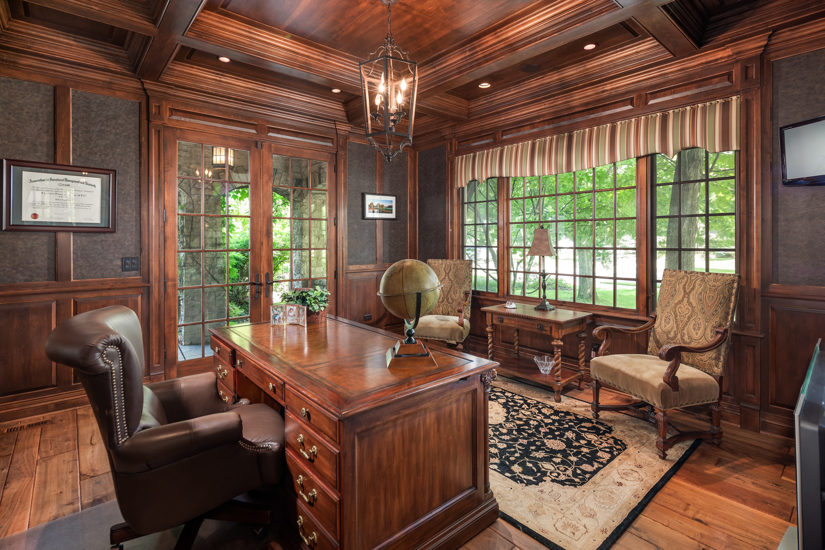 21 Forest Avenue, Naperville, IL 60540