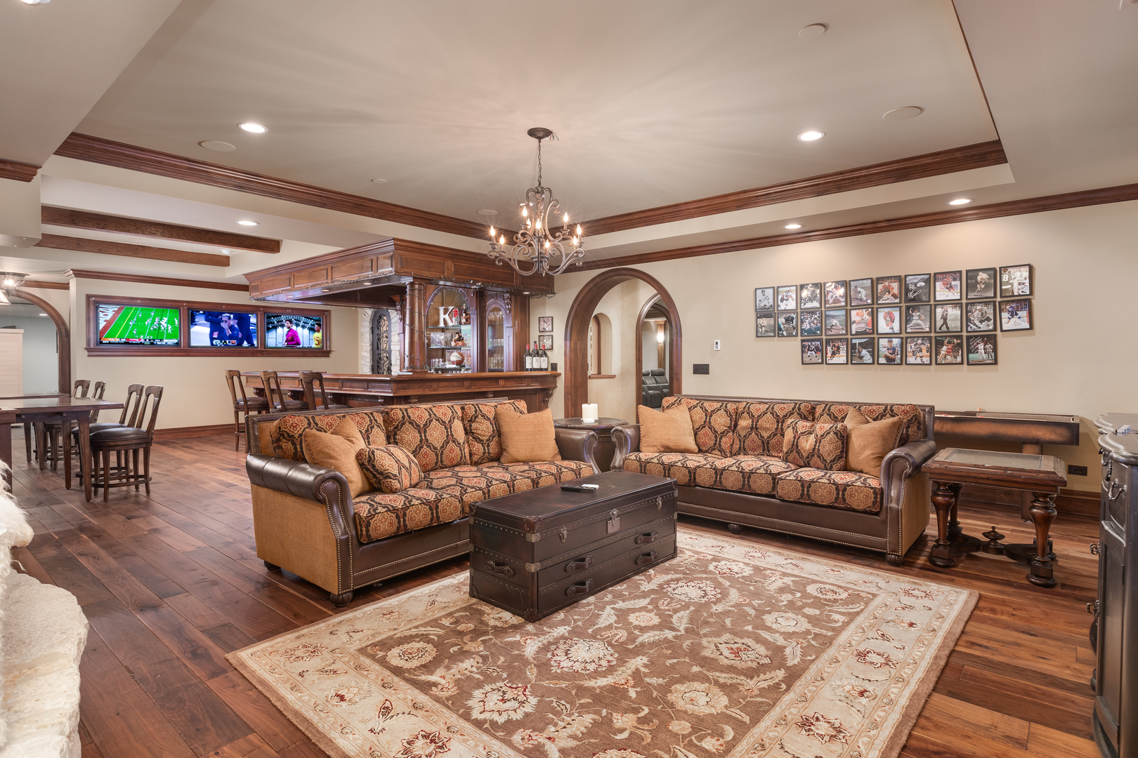 21 Forest Avenue, Naperville, IL 60540