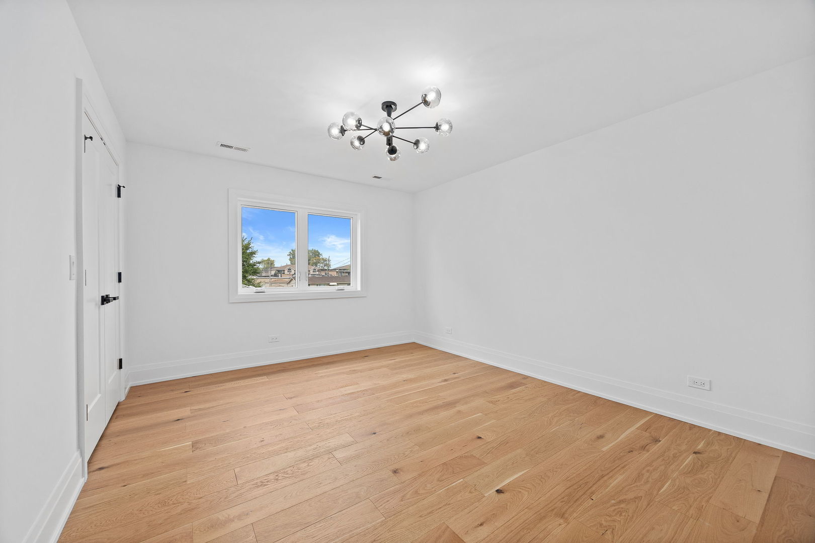 8743 Austin Avenue, Oak Lawn, IL 60453