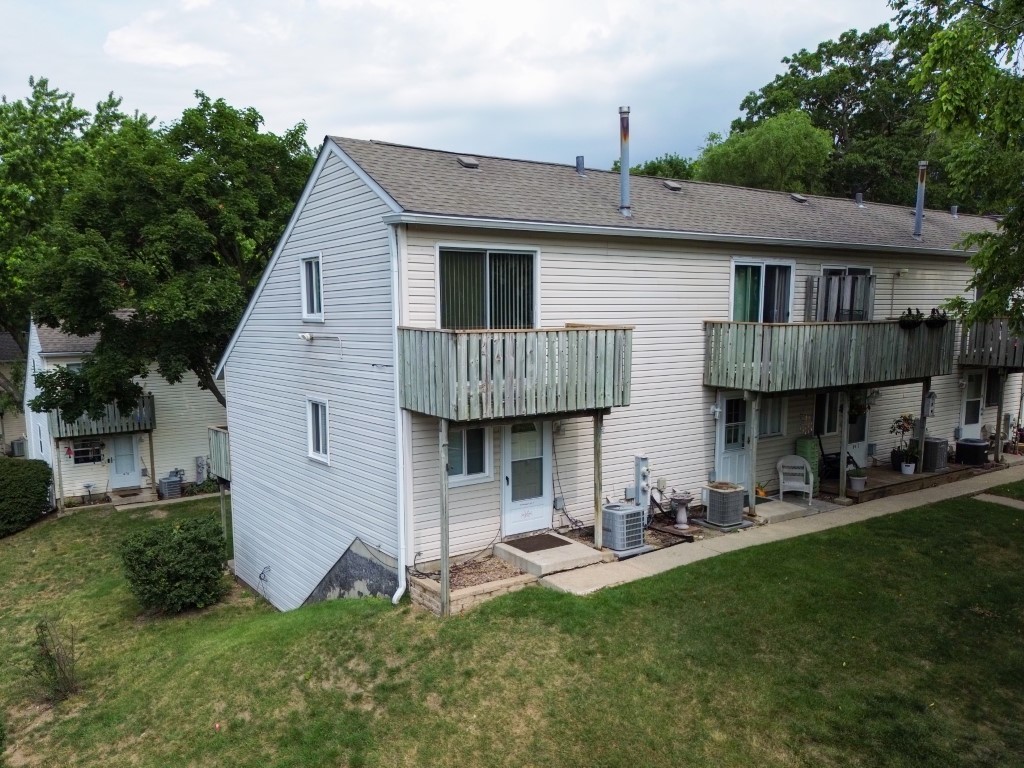 89 Maude Avenue #A, Fox Lake, IL 60020