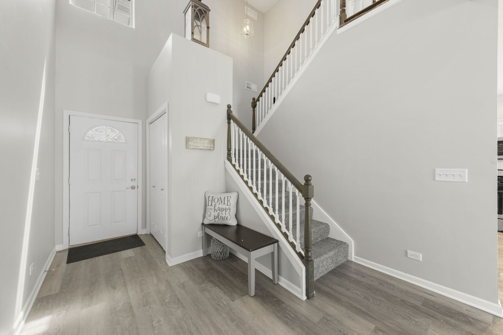 600 W Pleasant Lane #A2, Lombard, IL 60148