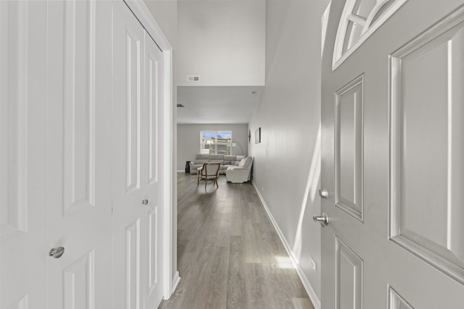 600 W Pleasant Lane #A2, Lombard, IL 60148