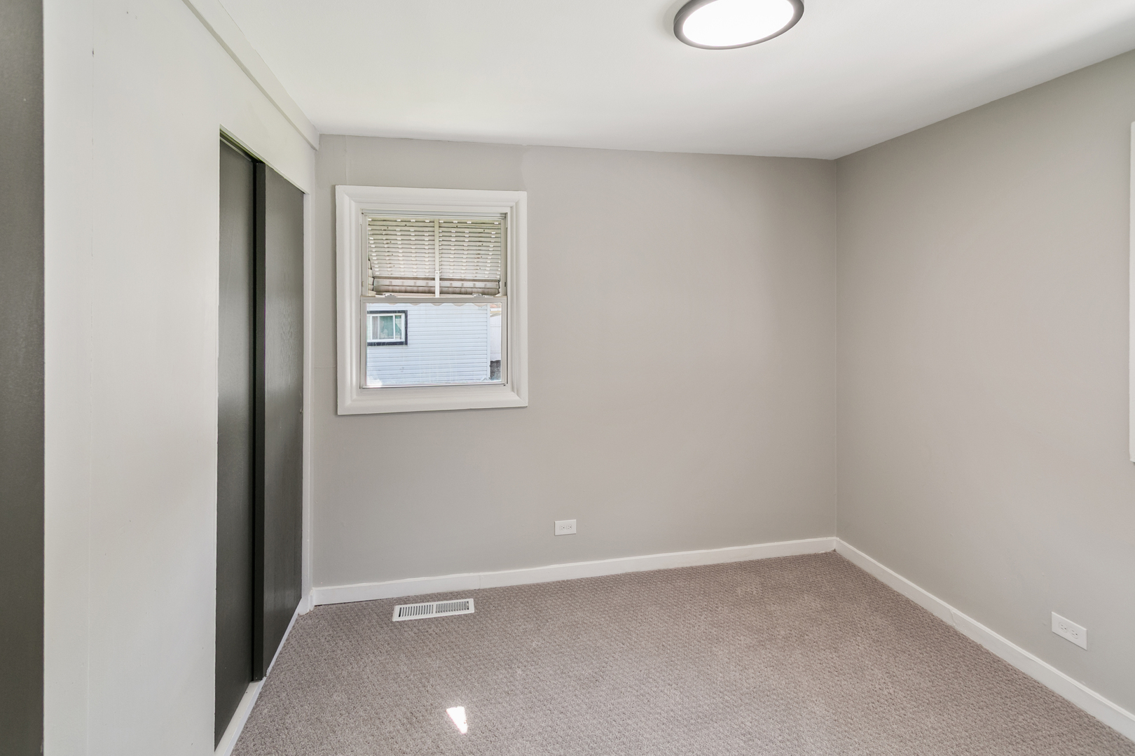 15332 Dante Avenue, Dolton, IL 60419