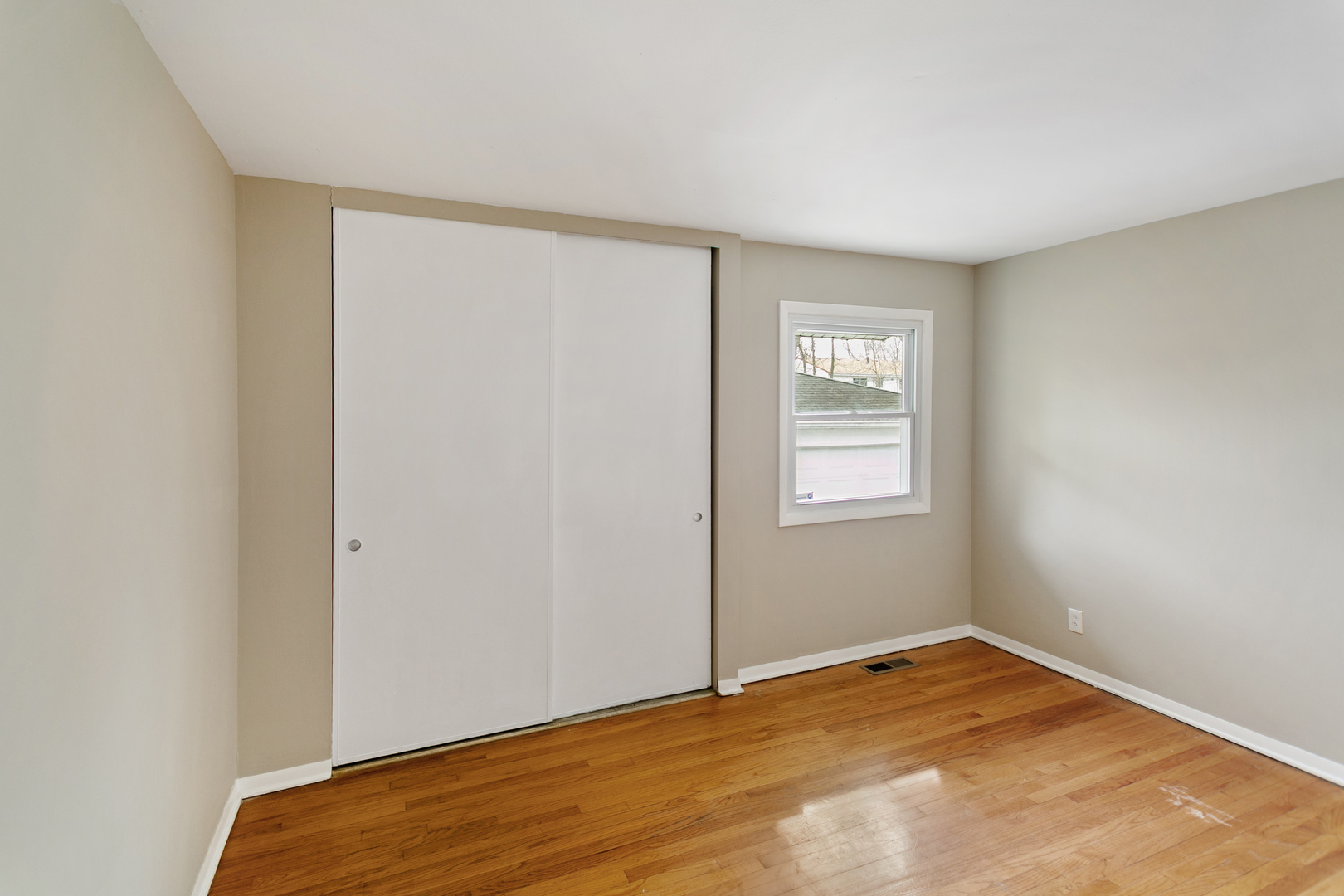 807 Blackhawk Drive, University Park, IL 60484