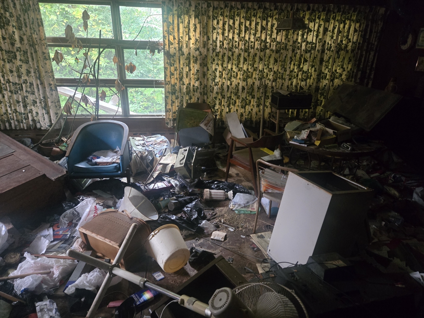 9440 S Longwood Drive, Chicago, IL 60643