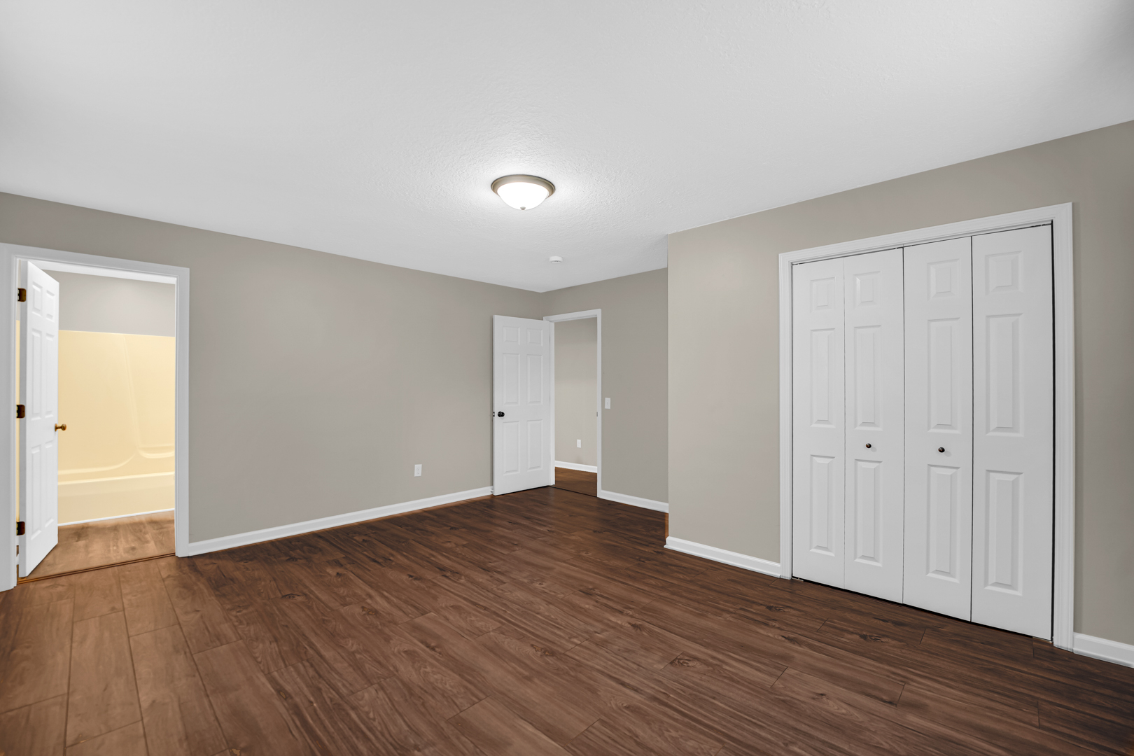 419 N WABASH Avenue, Bradley, IL 60915