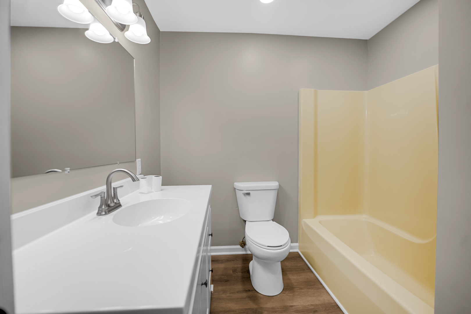 419 N WABASH Avenue, Bradley, IL 60915