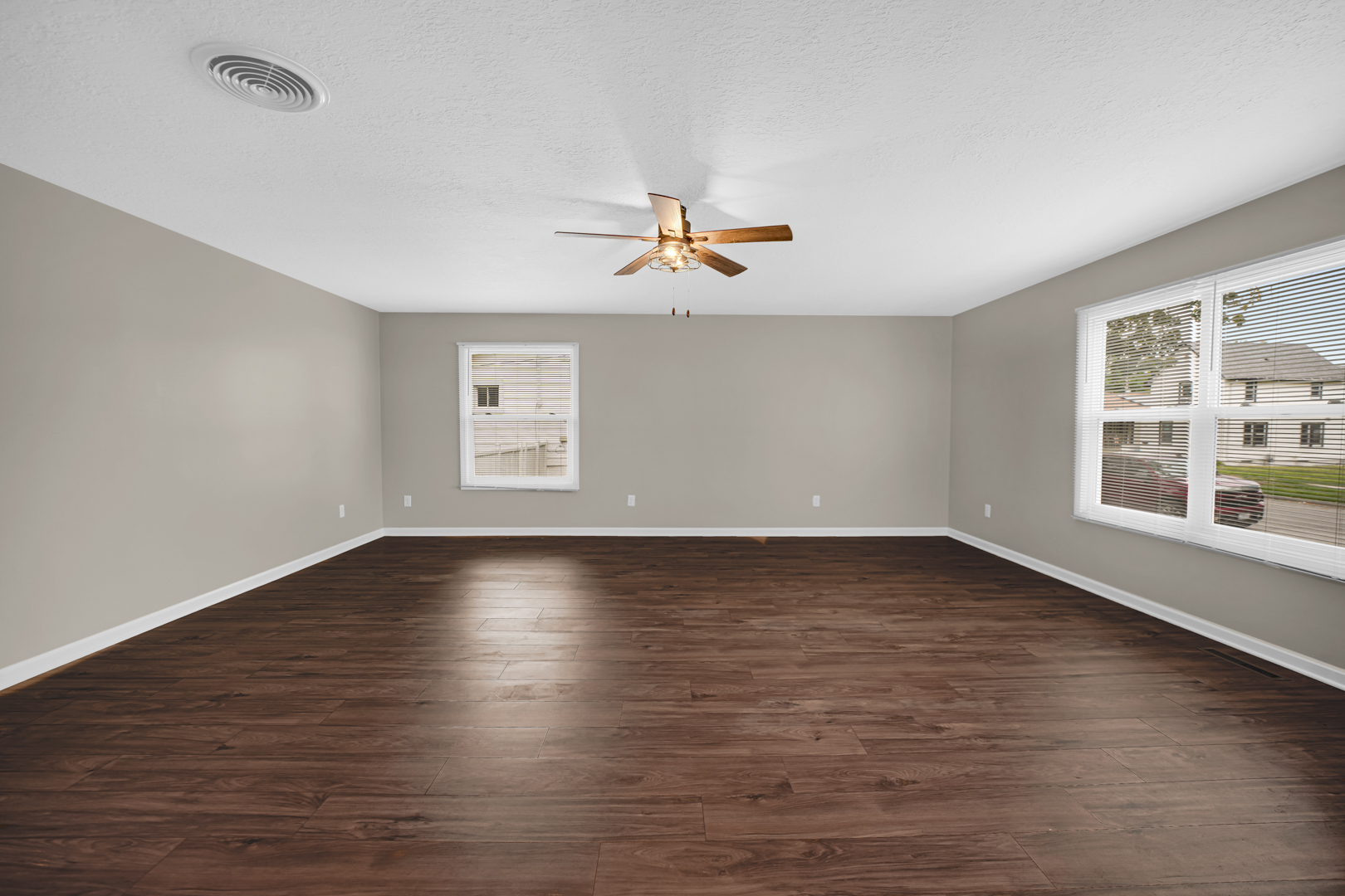 419 N WABASH Avenue, Bradley, IL 60915