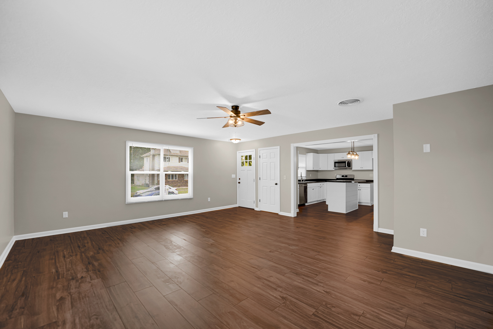 419 N WABASH Avenue, Bradley, IL 60915