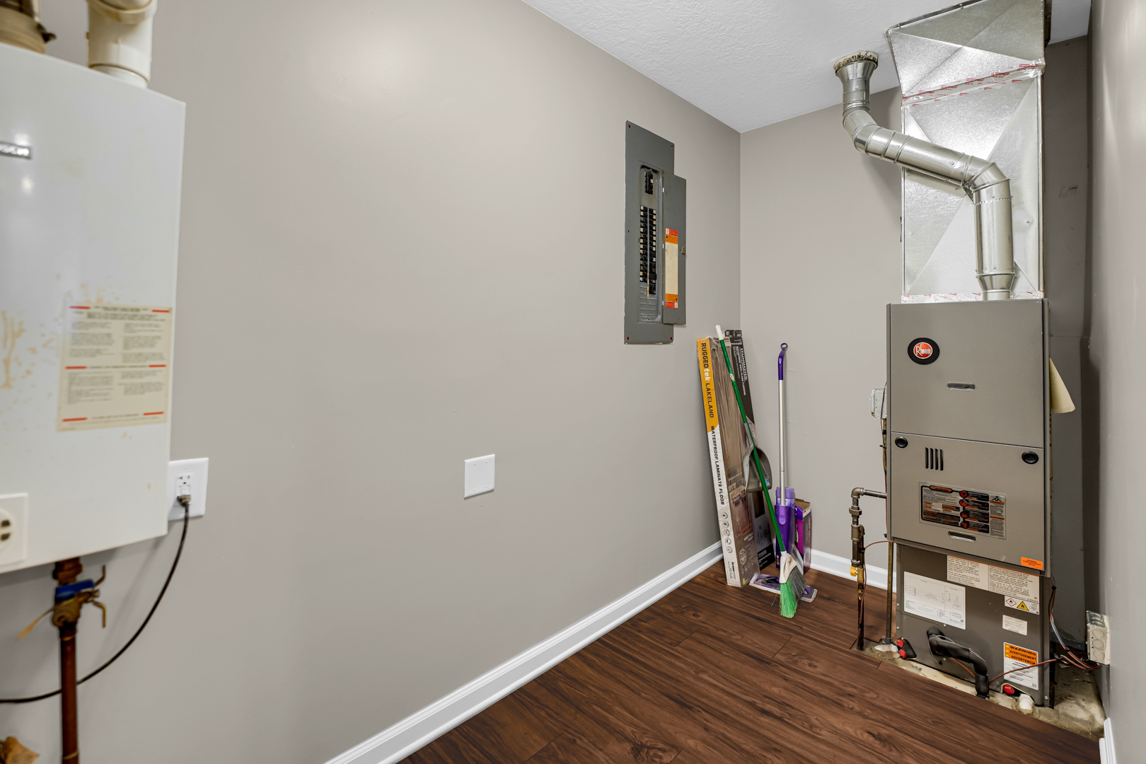 419 N WABASH Avenue, Bradley, IL 60915