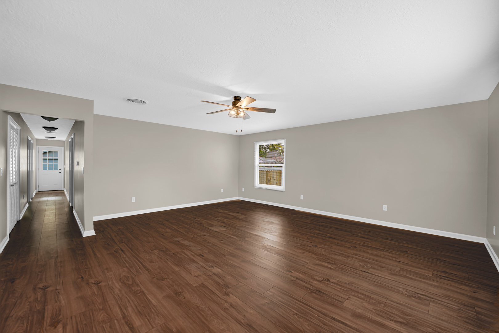 419 N WABASH Avenue, Bradley, IL 60915