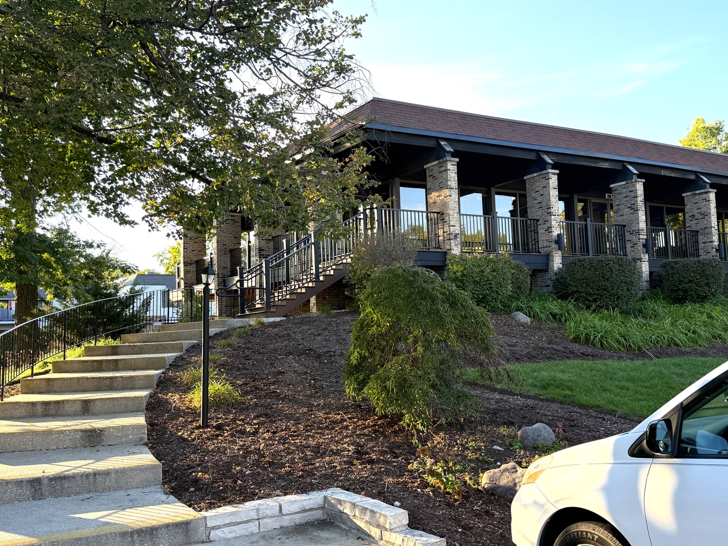 7420 Grand Avenue #102B, Downers Grove, IL 60516