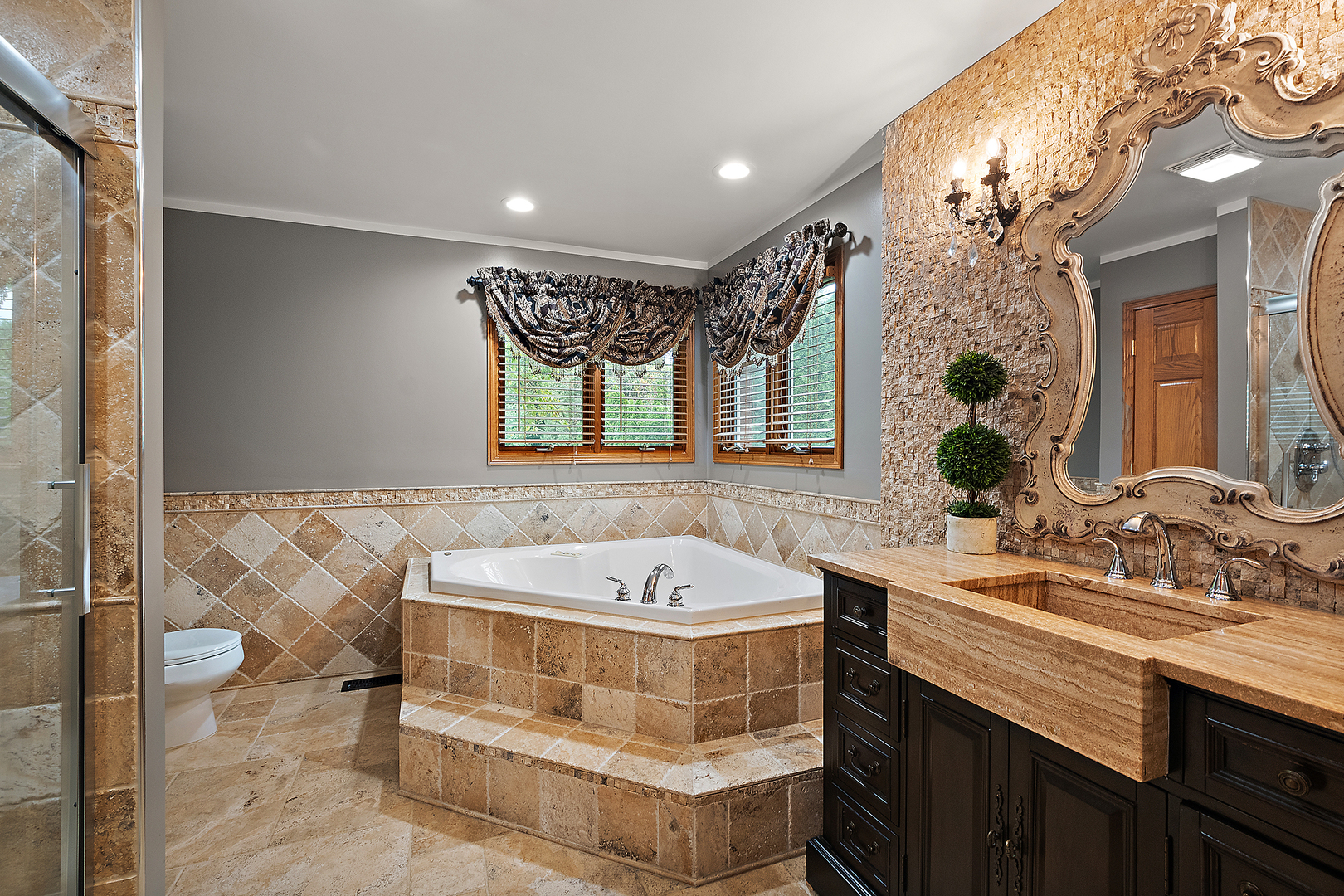 10040 W 127th Street, Palos Park, IL 60464