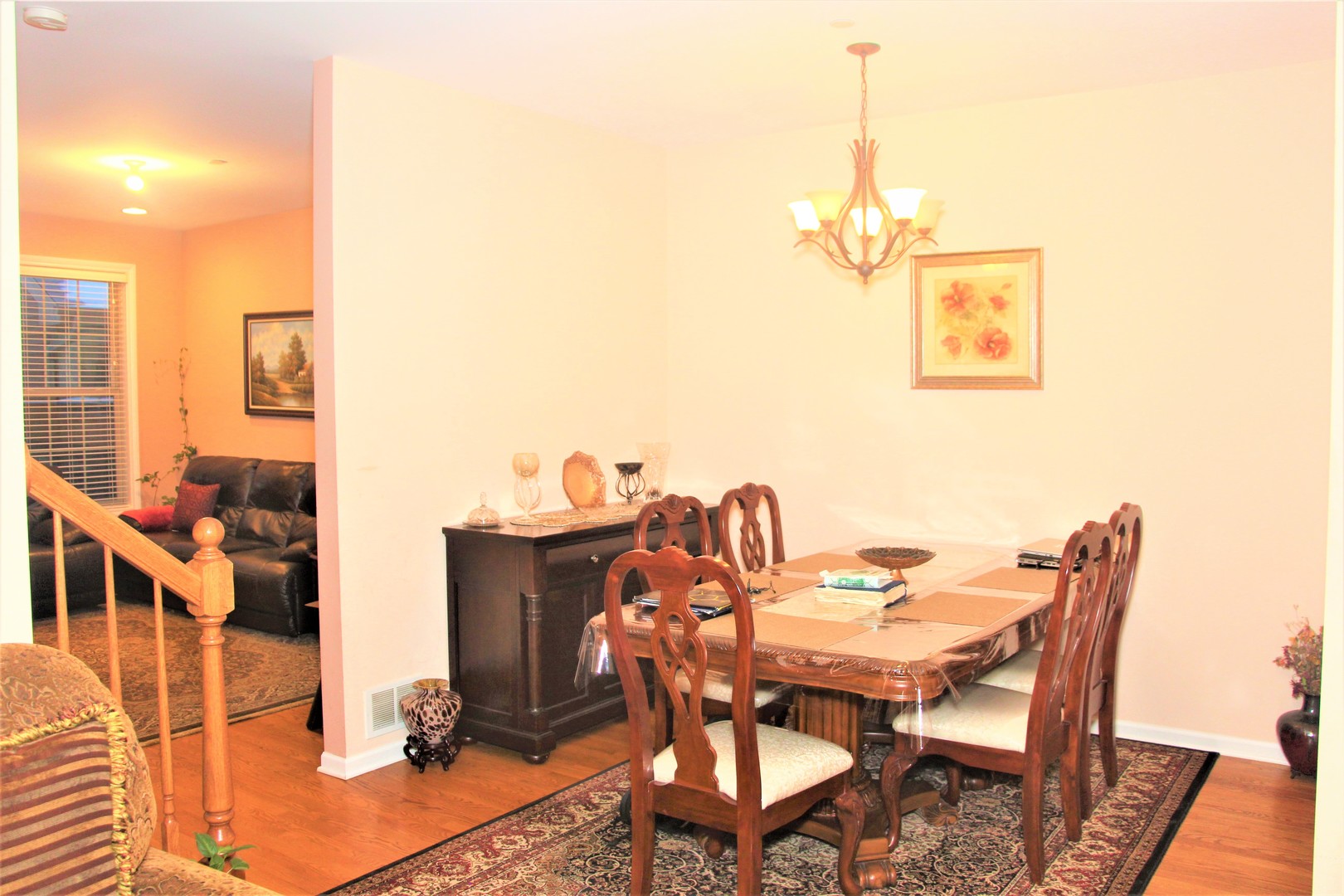 2492 Waterbury Lane, Buffalo Grove, IL 60089