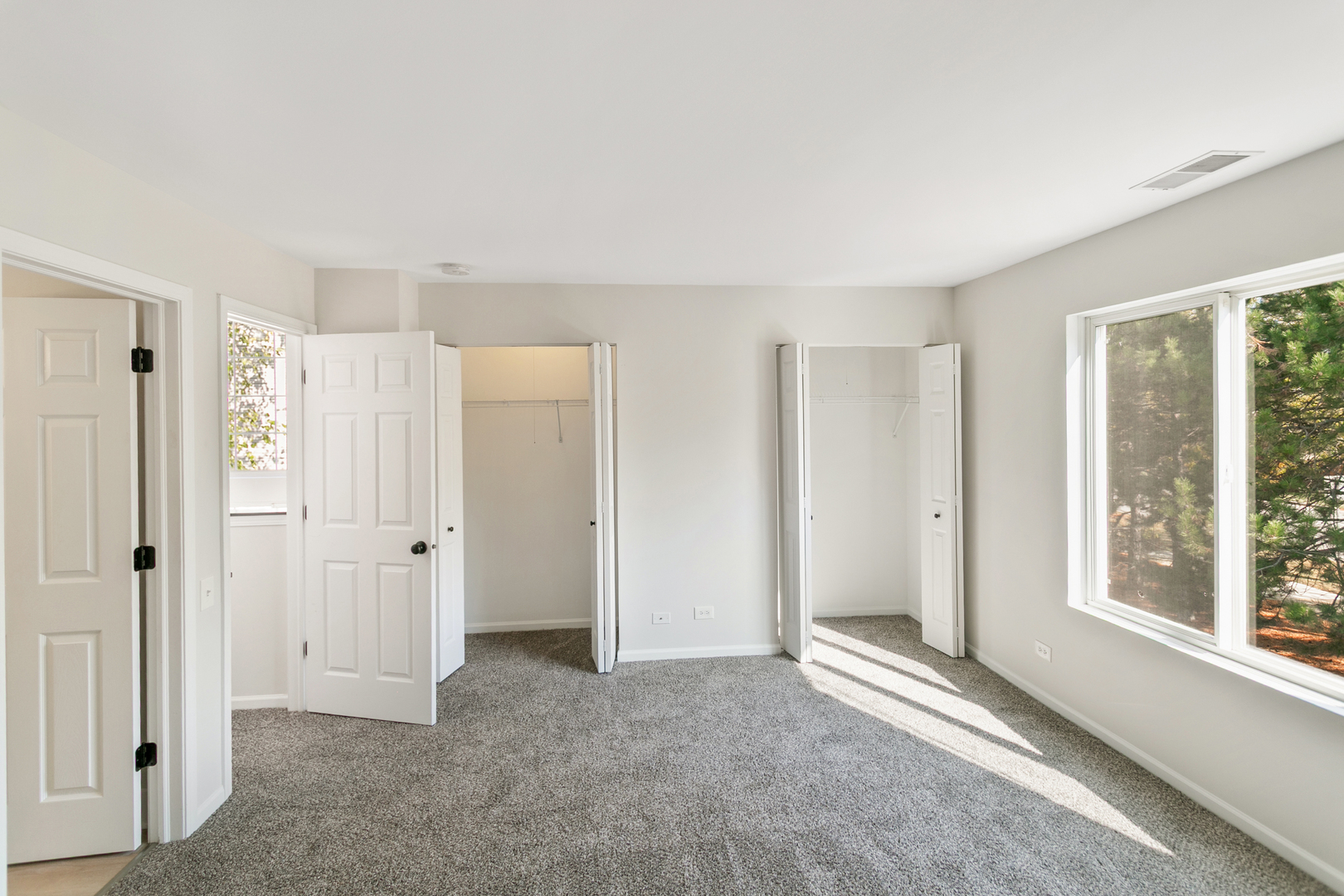 2513 Arcadia Circle, Naperville, IL 60540